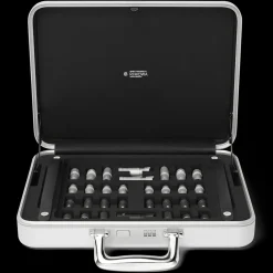 RIMOWA Chess