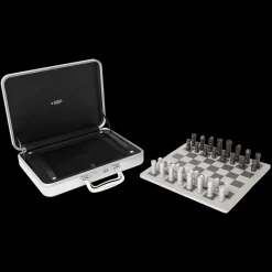 RIMOWA Chess